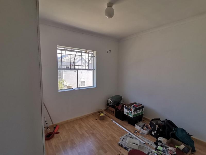 To Let 2 Bedroom Property for Rent in Pinelands Western Cape